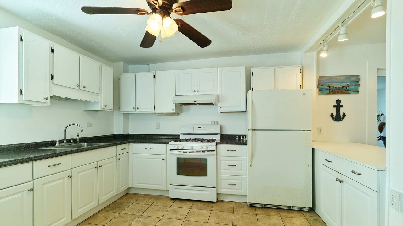Photo of Kitchen in Hampton