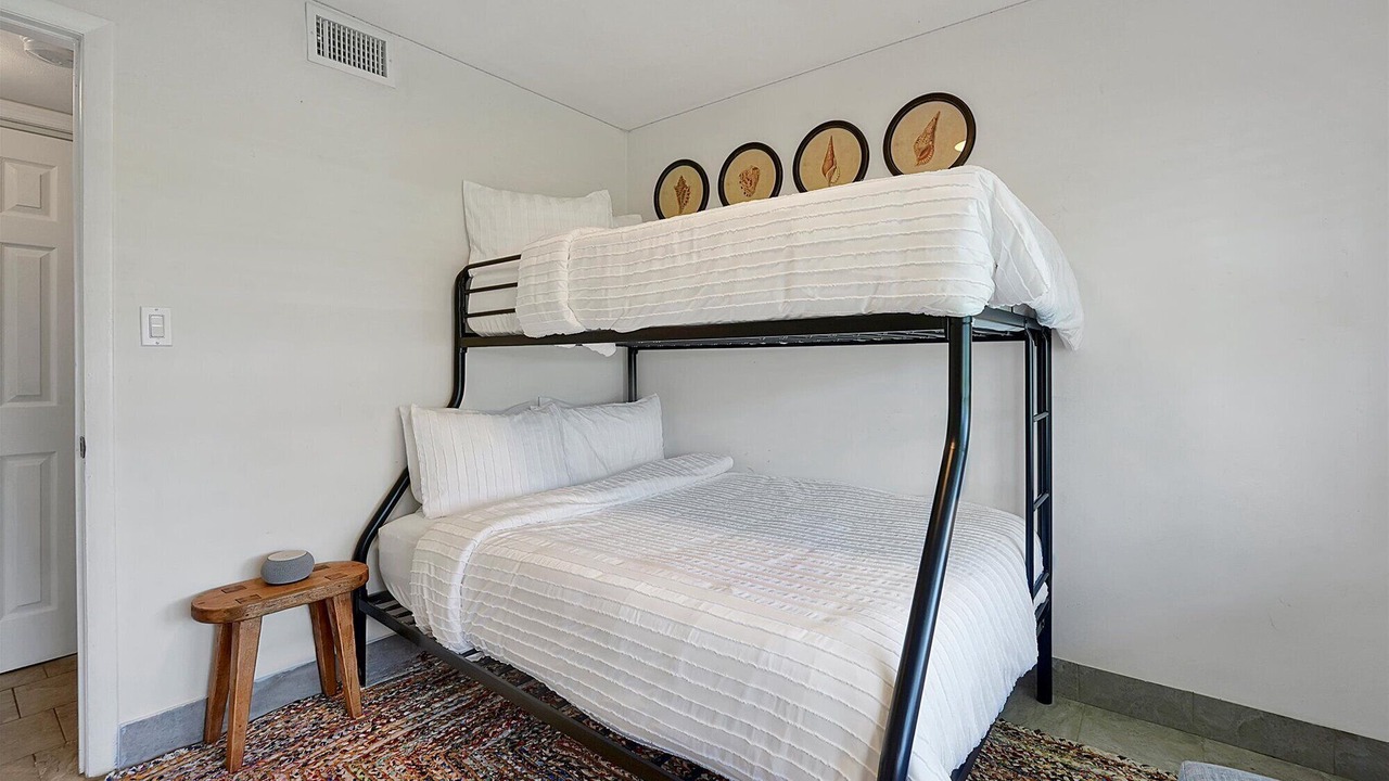 Photo of Others in Cocoa Isles