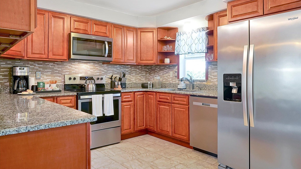 Photo of Others in Cocoa Isles