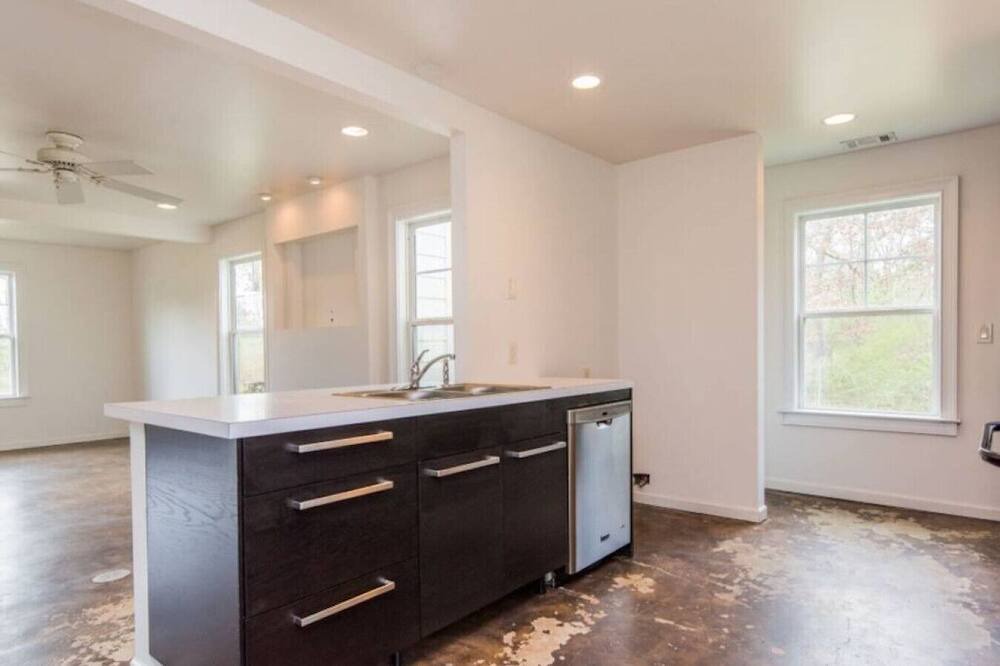 Photo of Others in Social Circle