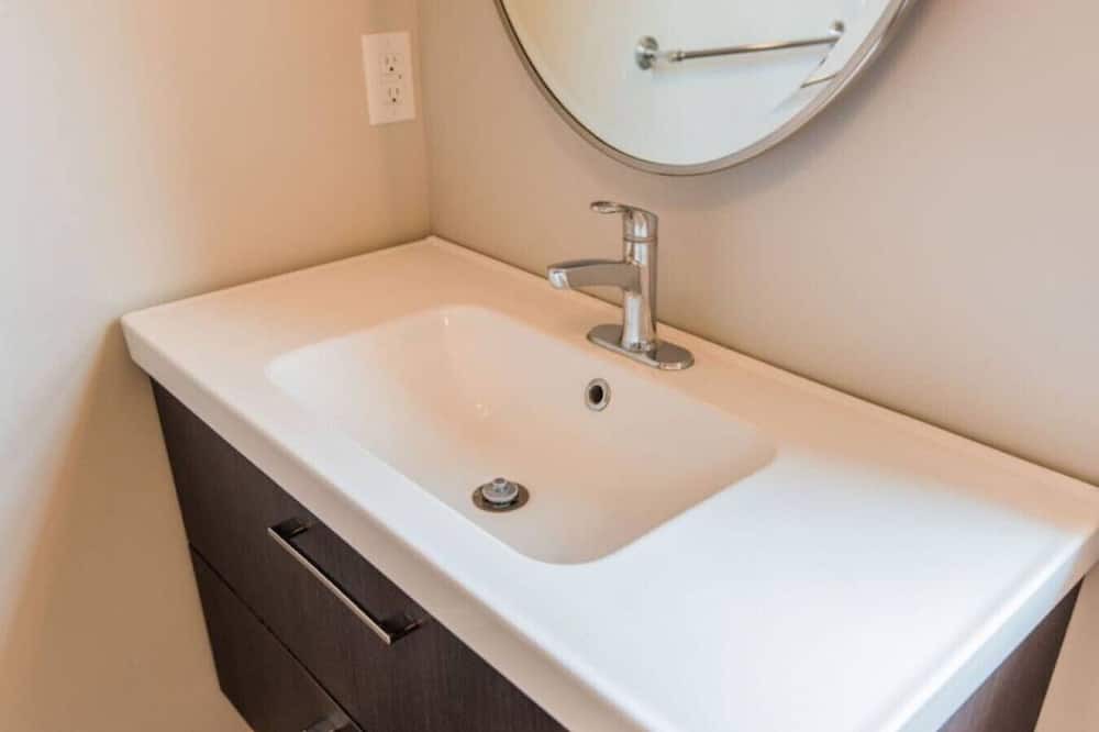 Photo of Others in Social Circle