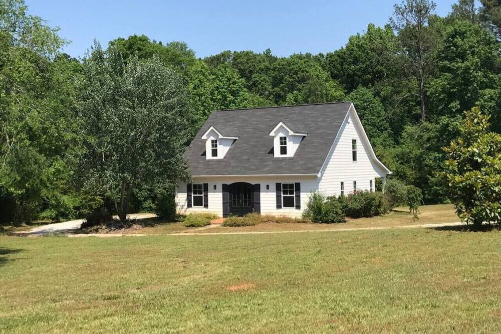 Photo of Others in Social Circle