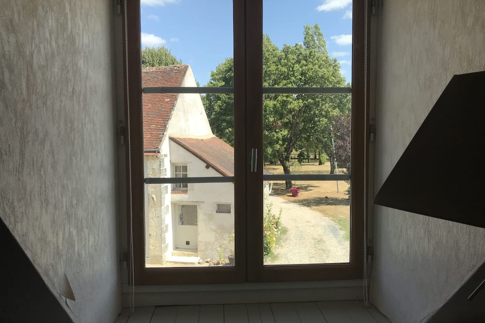 Photo of Bedroom in Manthelan
