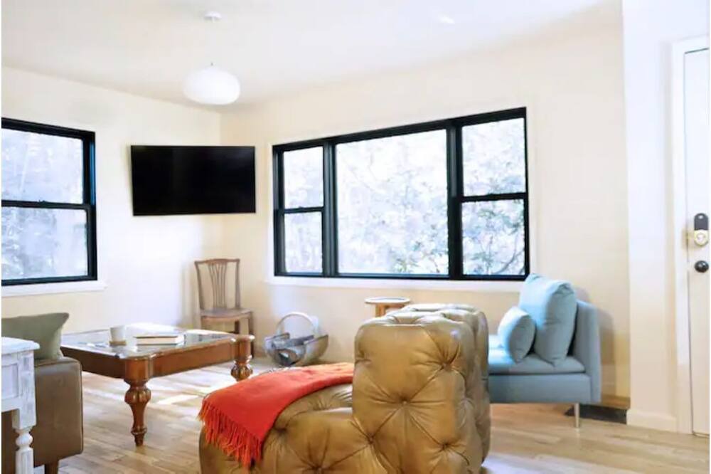 Photo of Livingroom in Accord