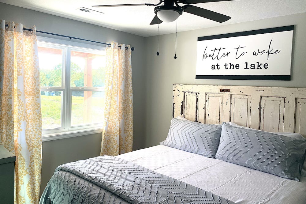 Photo of Bedroom in Stoutsville