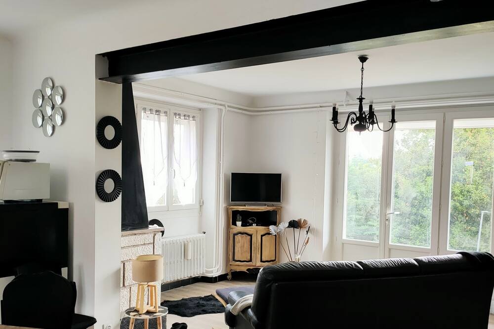 Photo of Livingroom in Villefranche-de-Rouergue