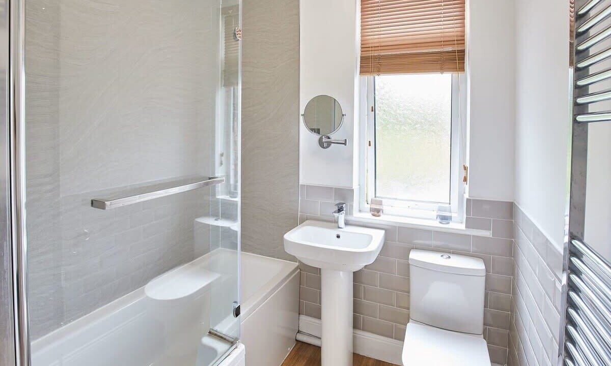 Photo of Others in Greenhead