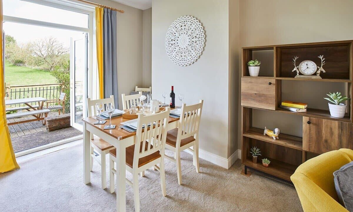 Photo of Others in Greenhead