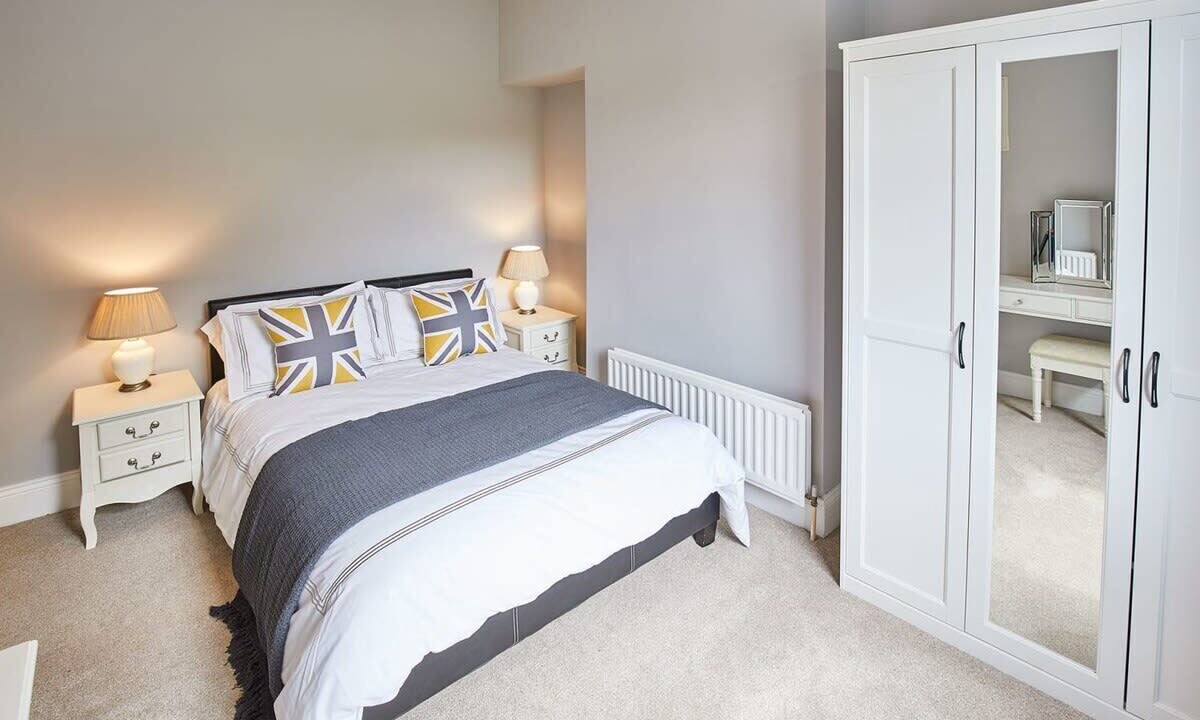 Photo of Others in Greenhead