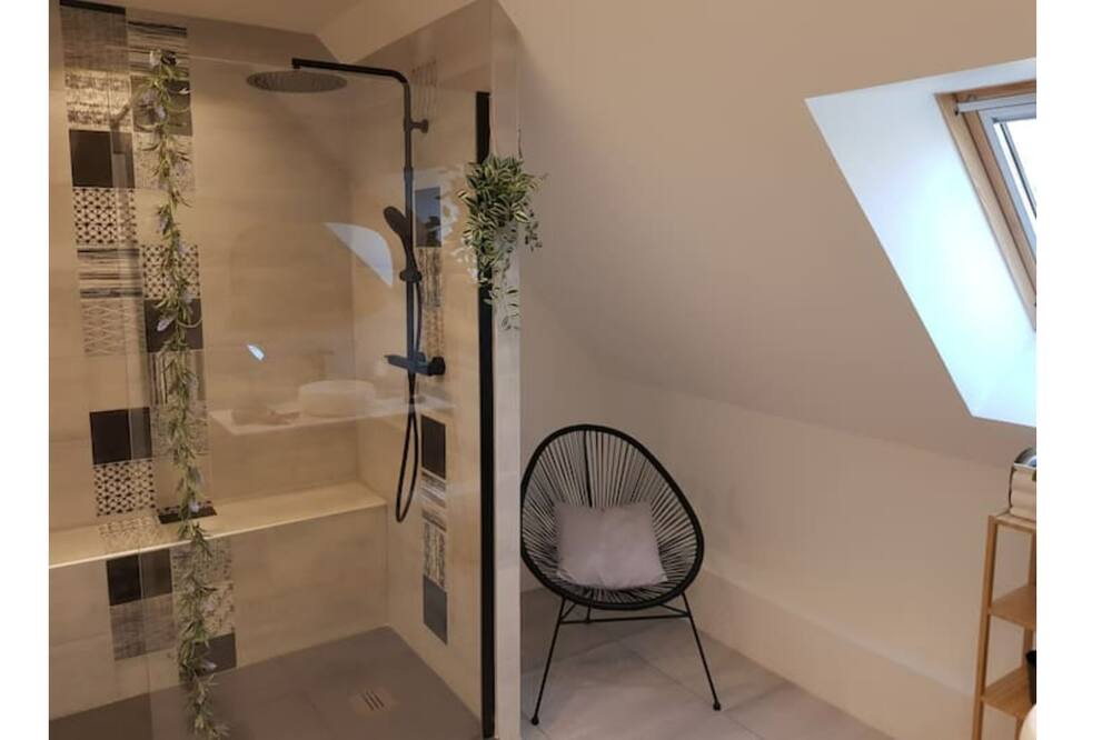 Photo of Bathroom in Milly-la-Foret
