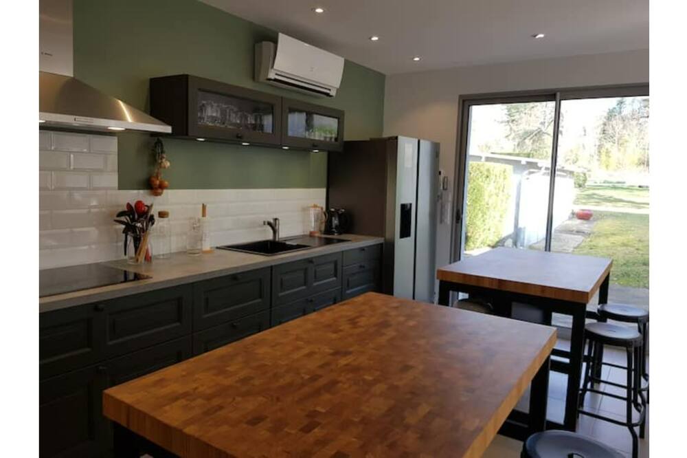 Photo of Kitchen in Milly-la-Foret