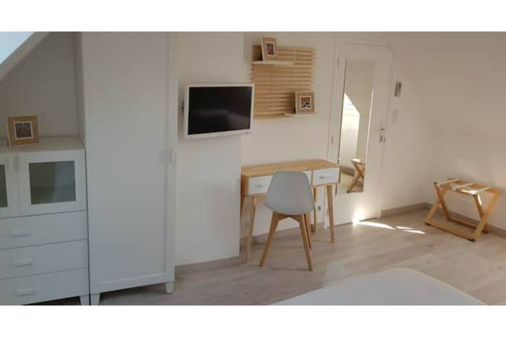 Photo of Bedroom in Milly-la-Foret