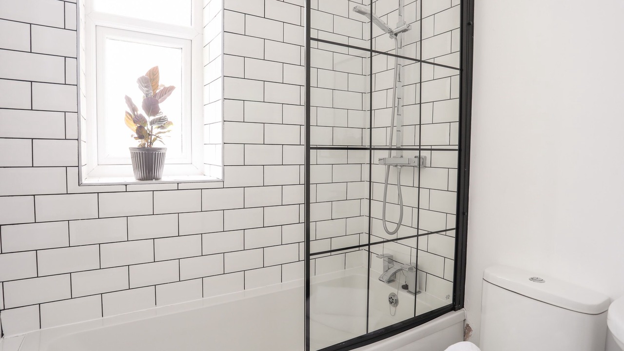 Photo of Bathroom in Amlwch