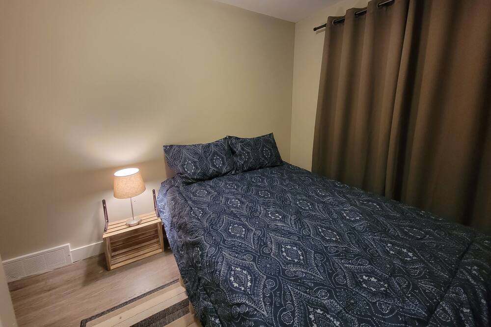 Photo of Bedroom in Hillside Beach