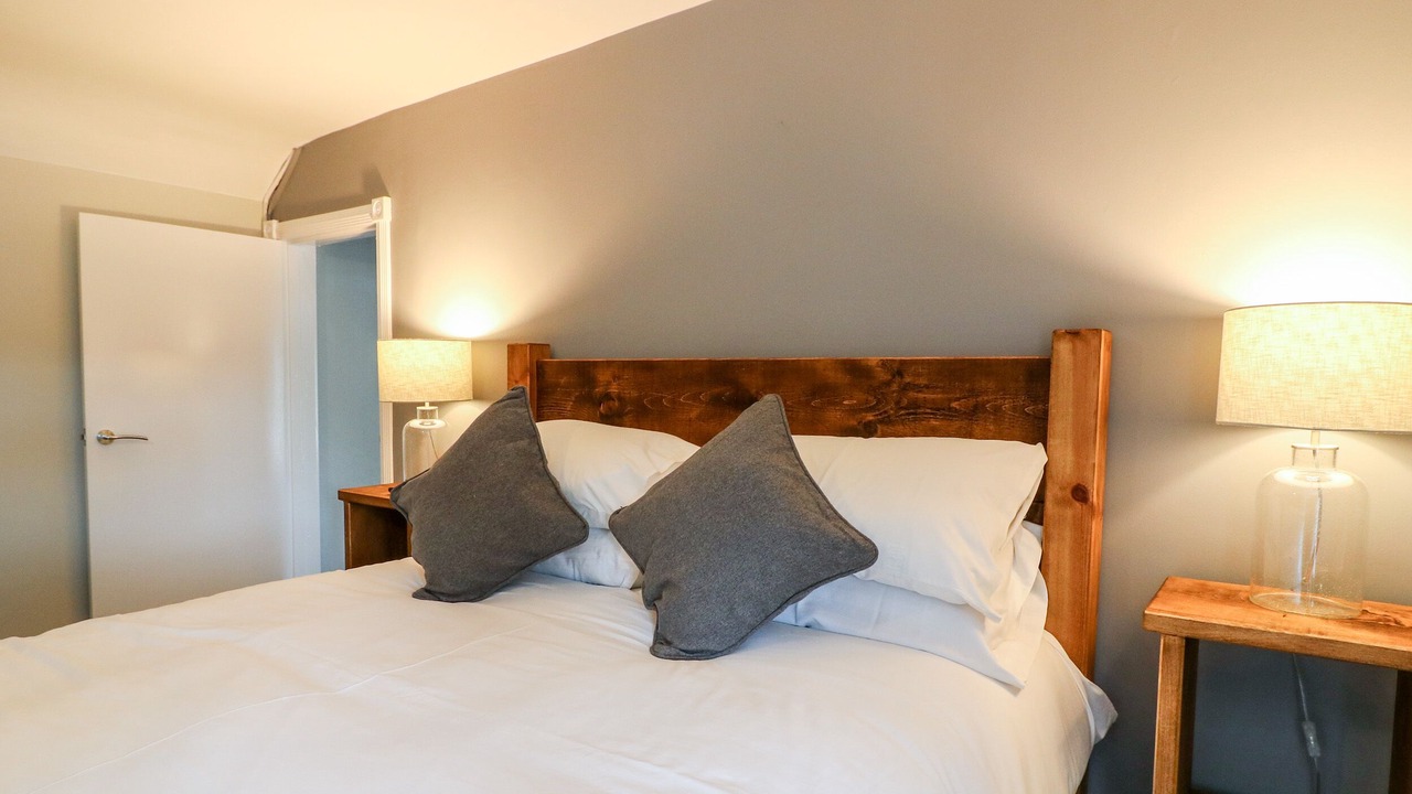 Photo of Others in Ashover