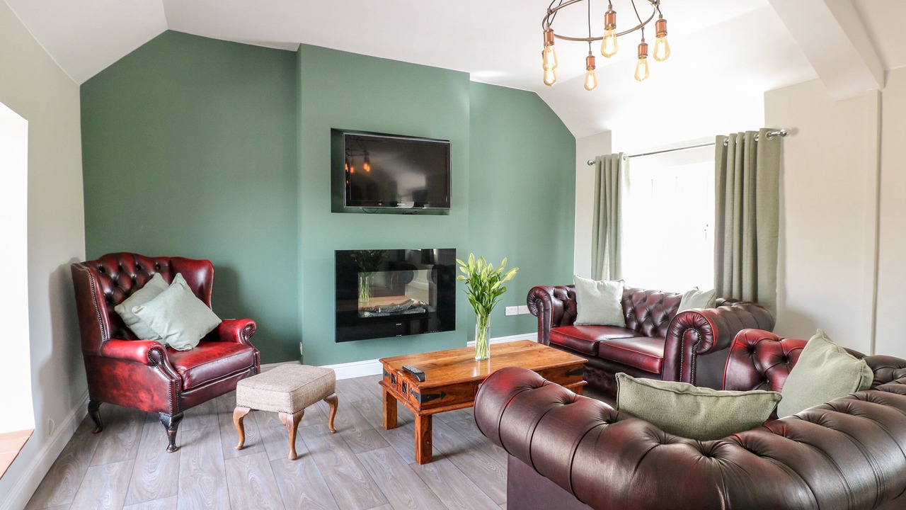 Photo of Others in Ashover