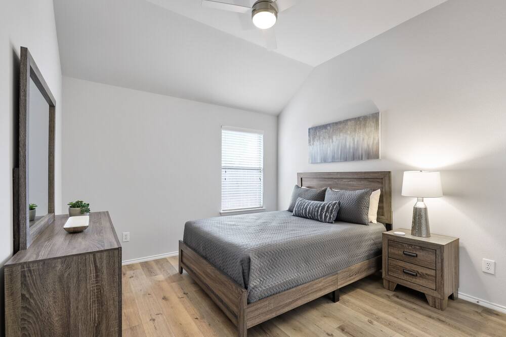 Photo of Bedroom in Little Elm