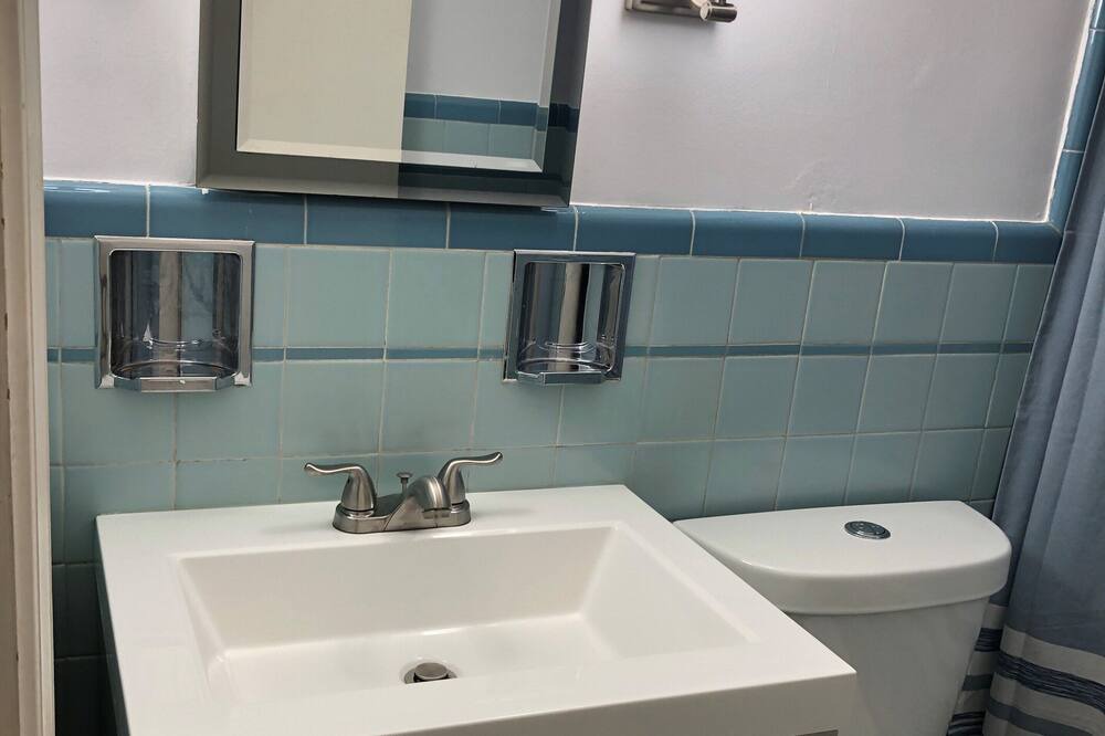 Photo of Bathroom in Penn Hills