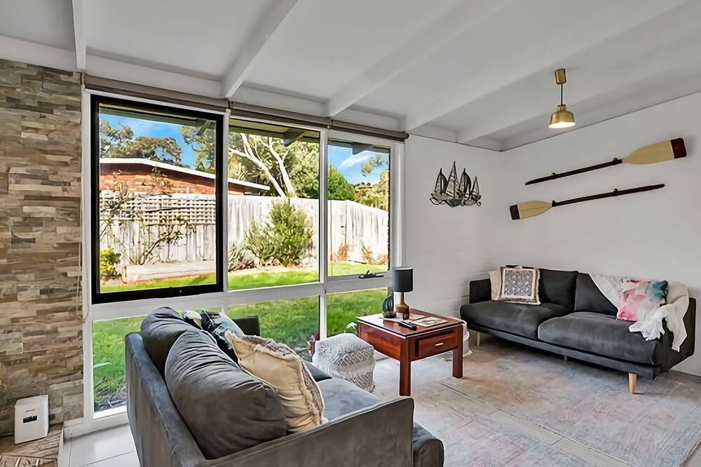 Photo of Livingroom in Tootgarook