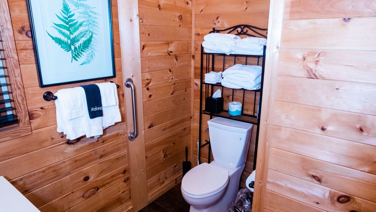 Photo of Bathroom in Helen