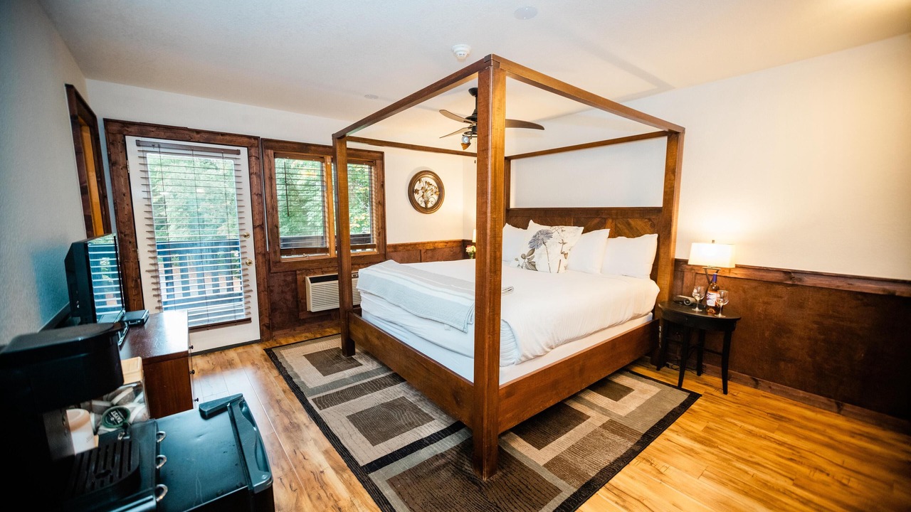 Photo of Bedroom in Helen