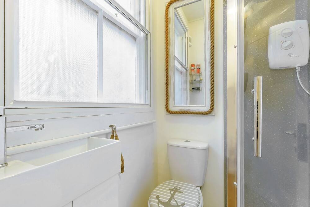 Photo of Bathroom in Ramsgate