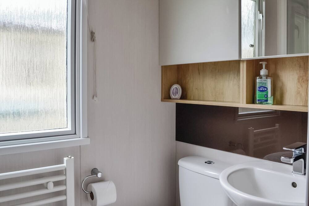 Photo of Bathroom in Saint Cyrus