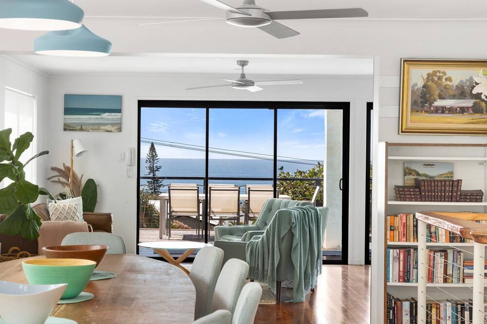 Photo of Livingroom in Yaroomba