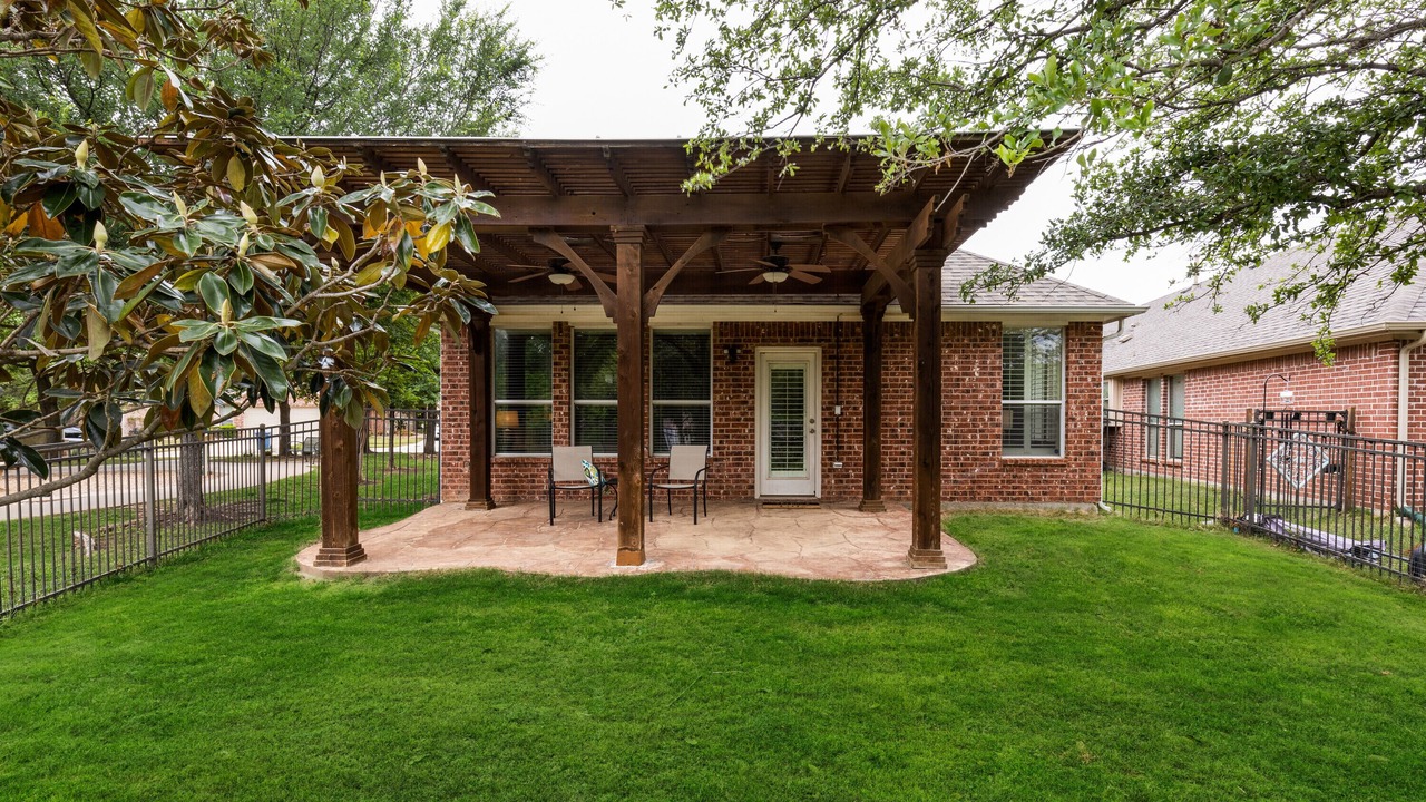 Photo of Outdoor in Lantana