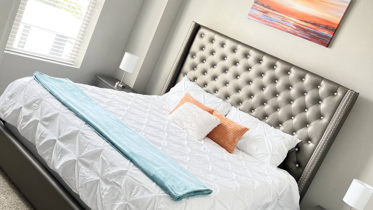 Photo of Bedroom in Downtown