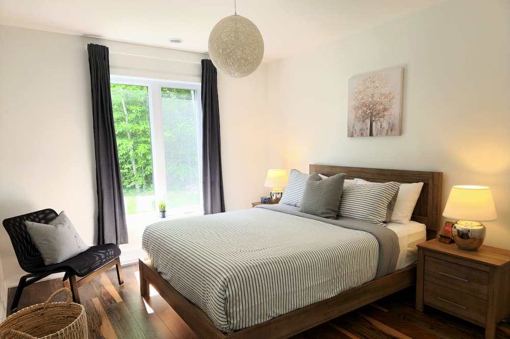 Photo of Bedroom in Chertsey