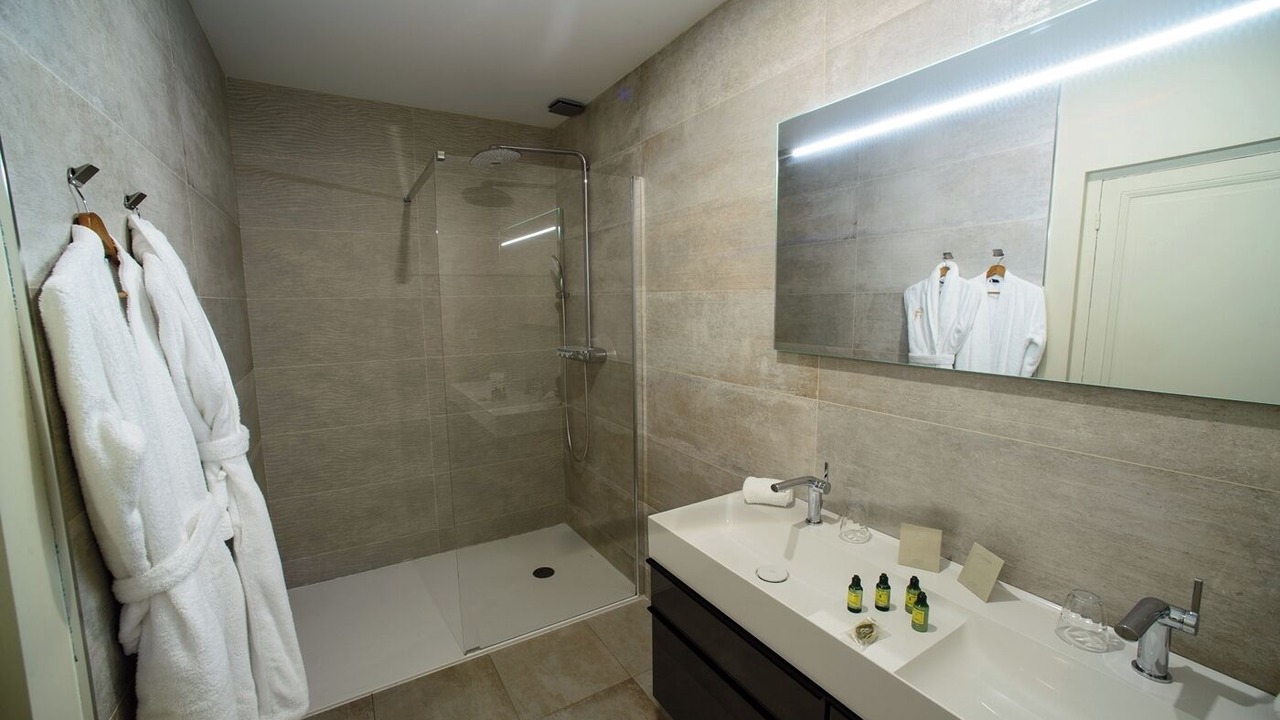 Photo of Bathroom in Neuvy