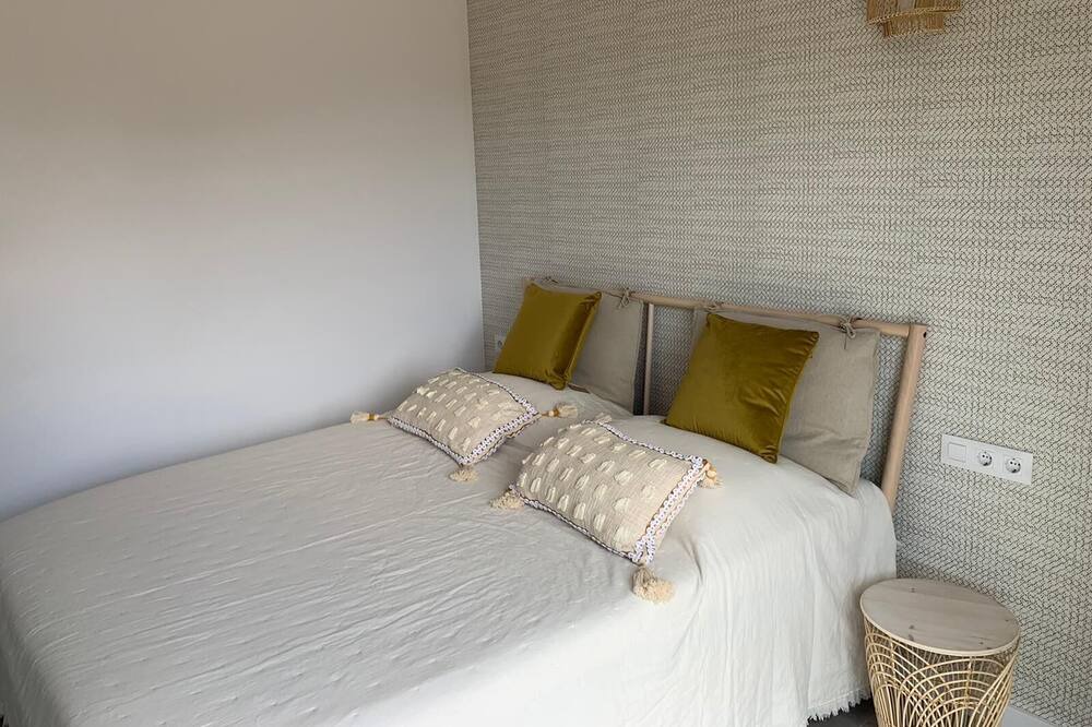 Photo of Bedroom in Vall-Llobrega