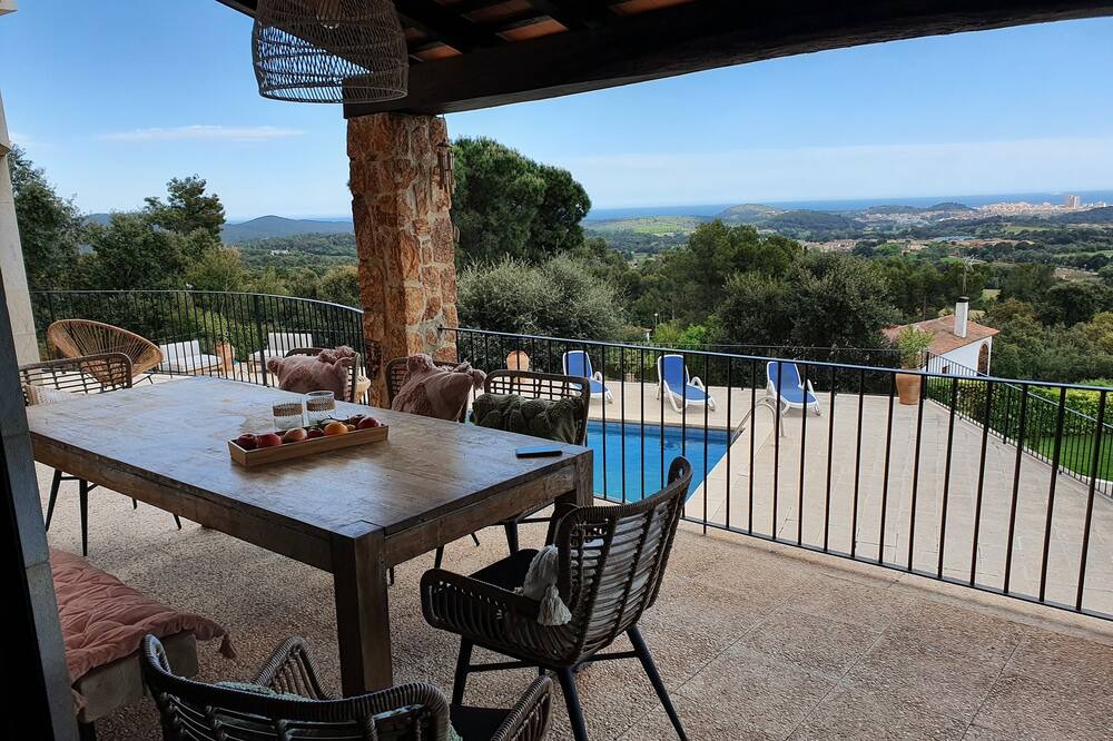 Photo of Patio Balcony in Vall-Llobrega