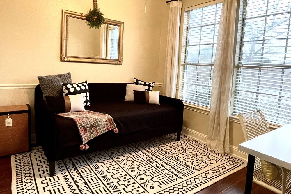 Photo of Bedroom in Garland