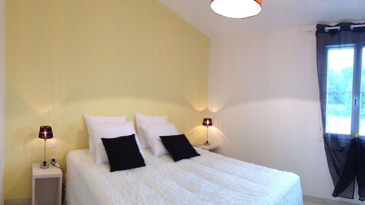 Photo of Others in Arces