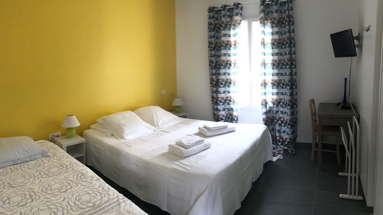 Photo of Others in Arces