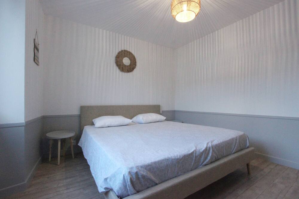 Photo of Bedroom in Loudeac