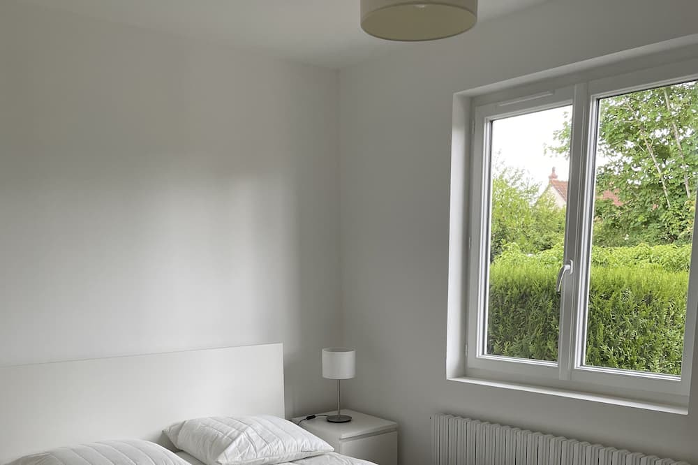 Photo of Bedroom in Tannay