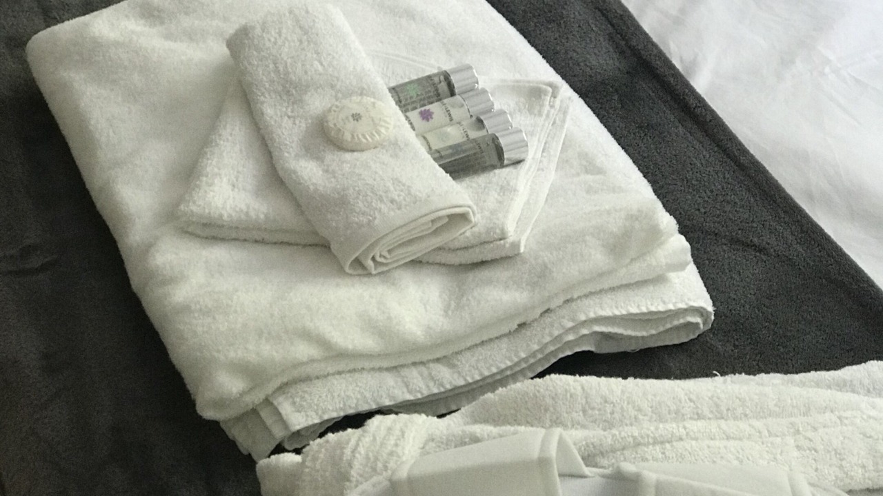 Photo of Bedroom in Millendreath