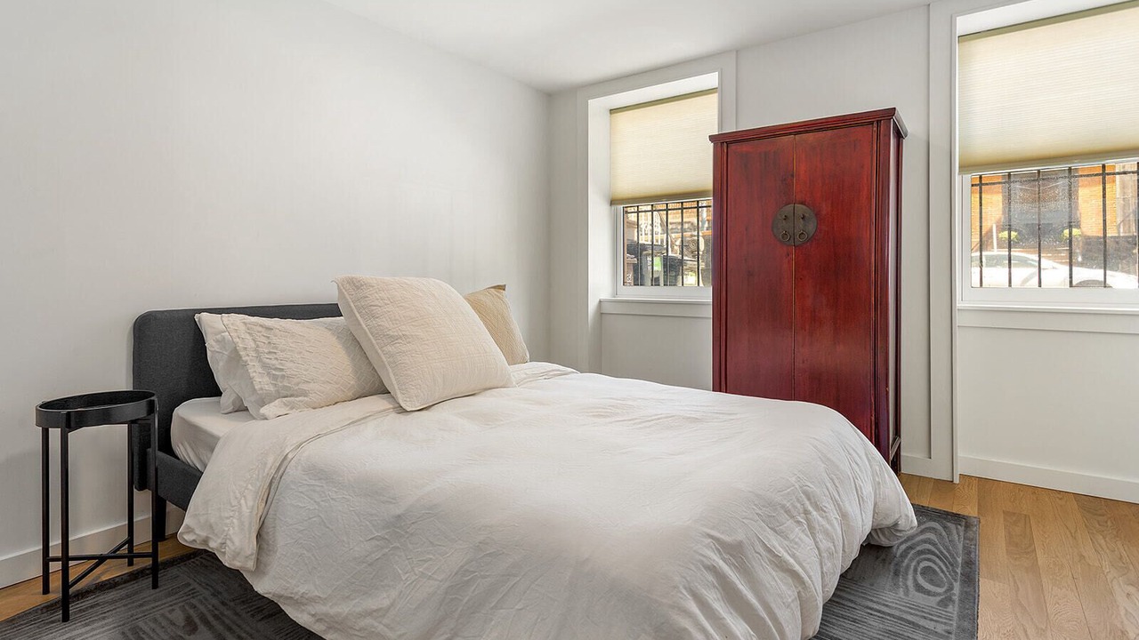 Photo of Others in Cobble Hill