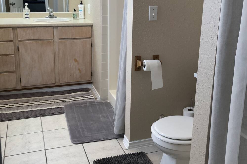 Photo of Bathroom in Barrett