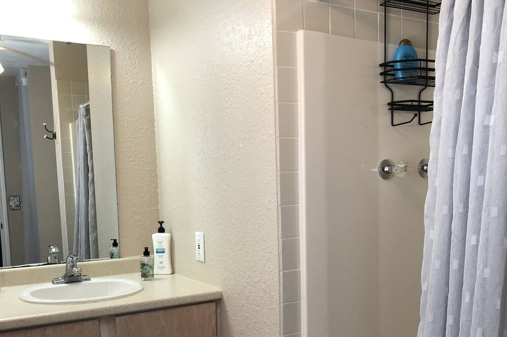 Photo of Bathroom in Barrett