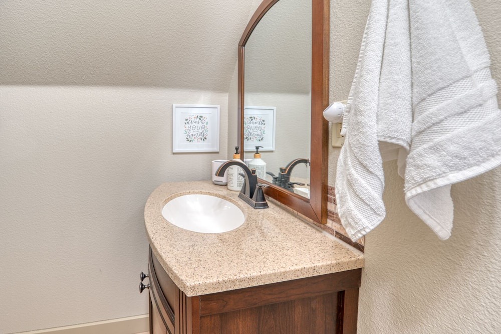 Photo of Bathroom in Garden Valley