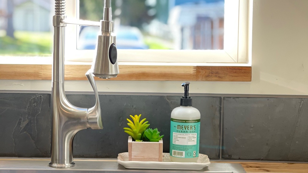 Photo of Kitchen in Benton City