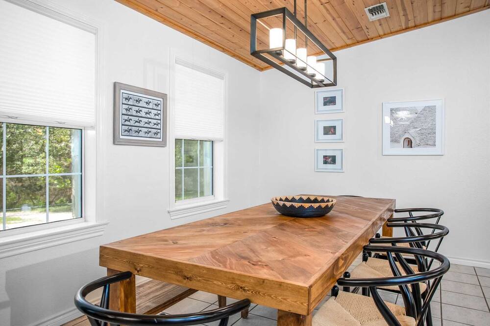Photo of Bedroom in Pipe Creek