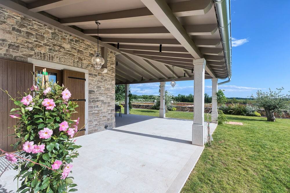 Photo of Outdoor in Finida