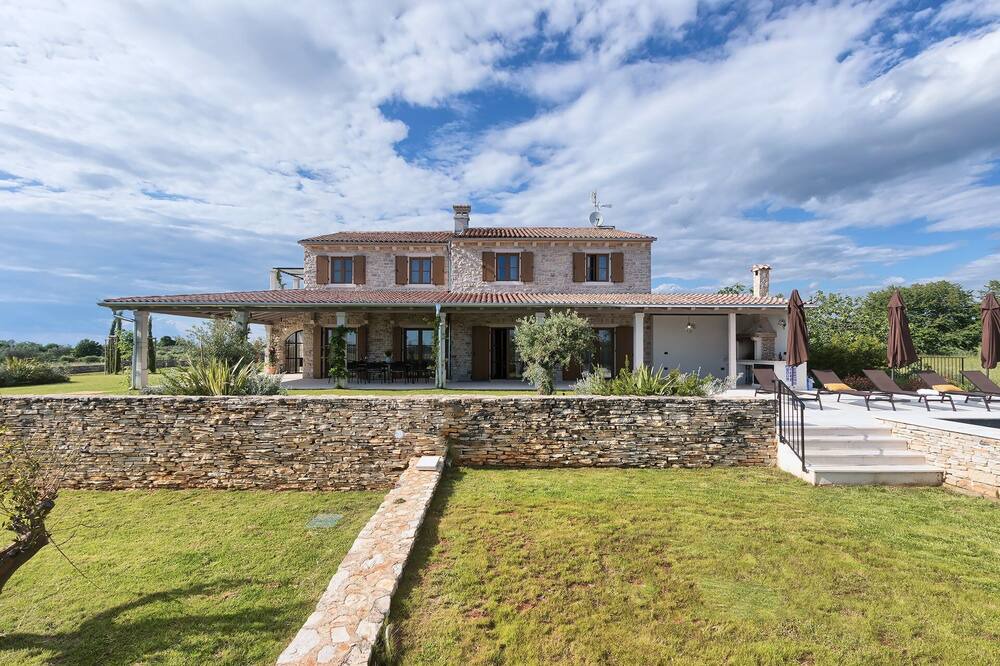 Photo of Outdoor in Finida