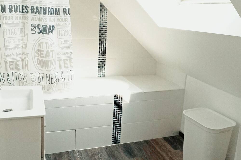 Photo of Bathroom in Grand-Champ