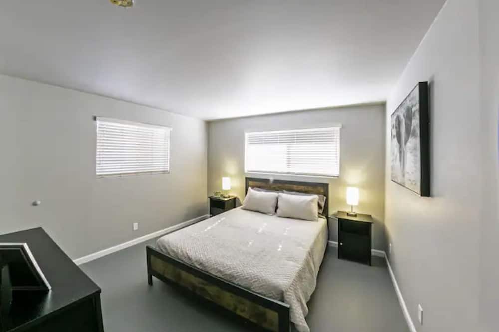 Photo of Bedroom in Rincon Heights